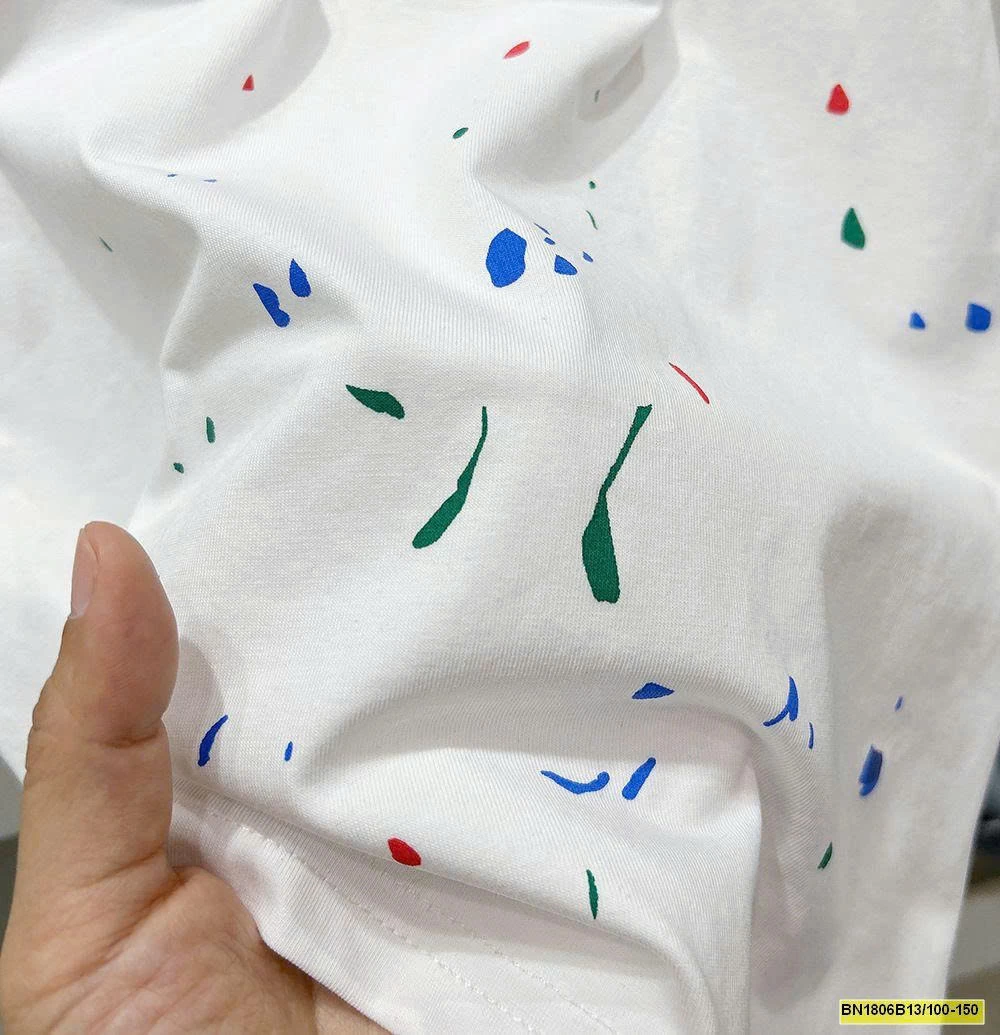 ÁO THUN CHỮ VẢY SƠN KACADY