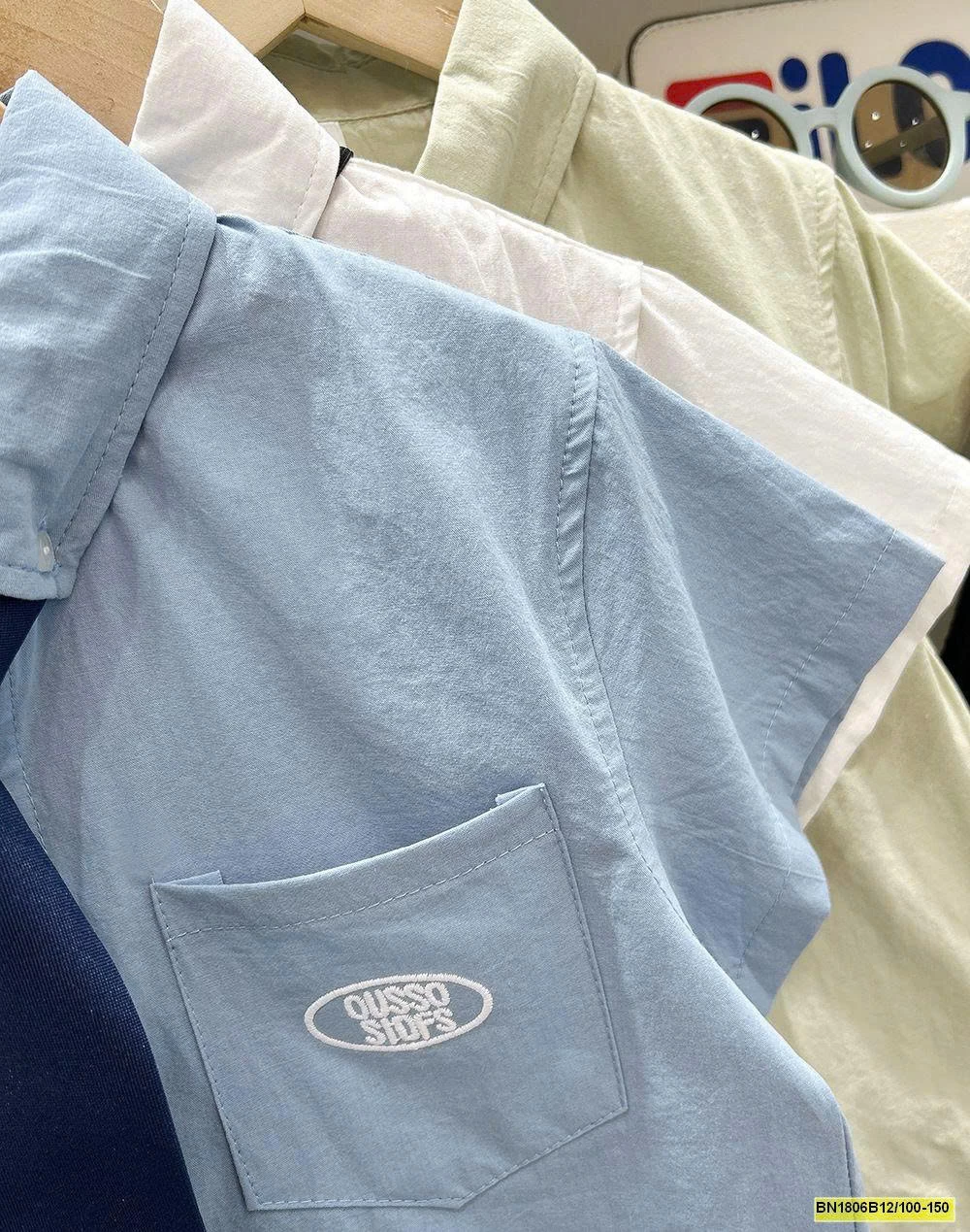 ÁO SƠ MI TÚI NGỰC THÊU CHỮ KACADY