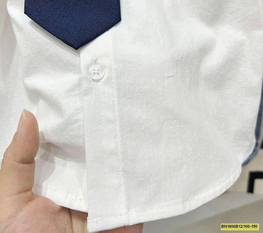 ÁO SƠ MI TÚI NGỰC THÊU CHỮ KACADY