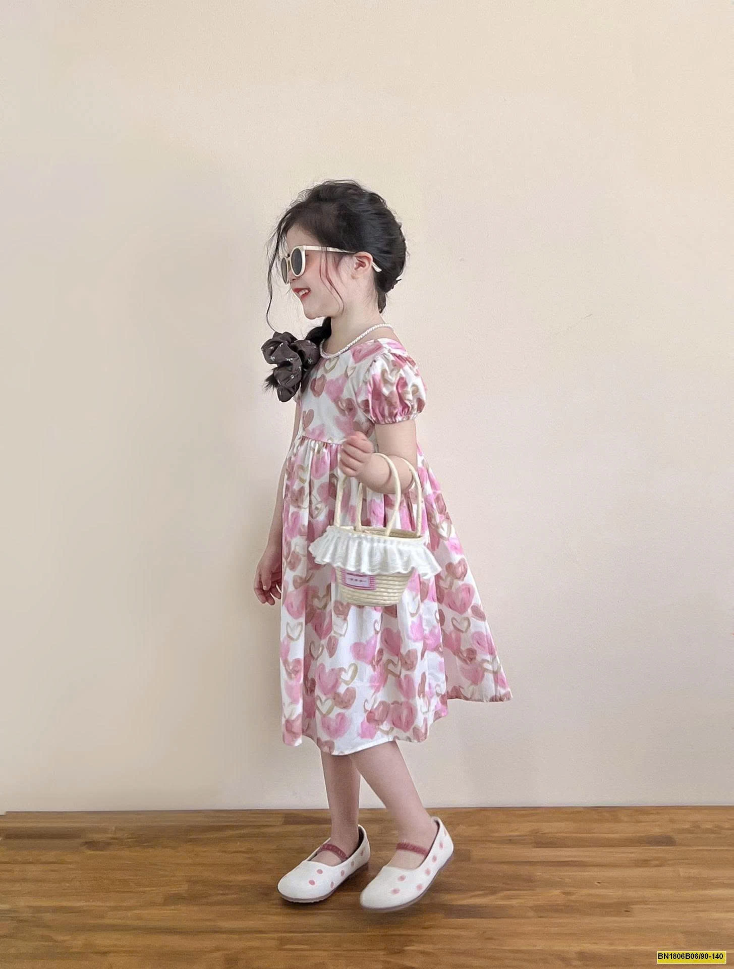 ĐẦM HỒNG TRÁI TIM