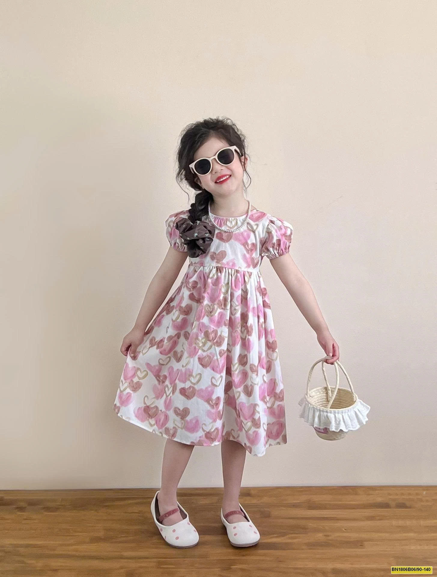 ĐẦM HỒNG TRÁI TIM