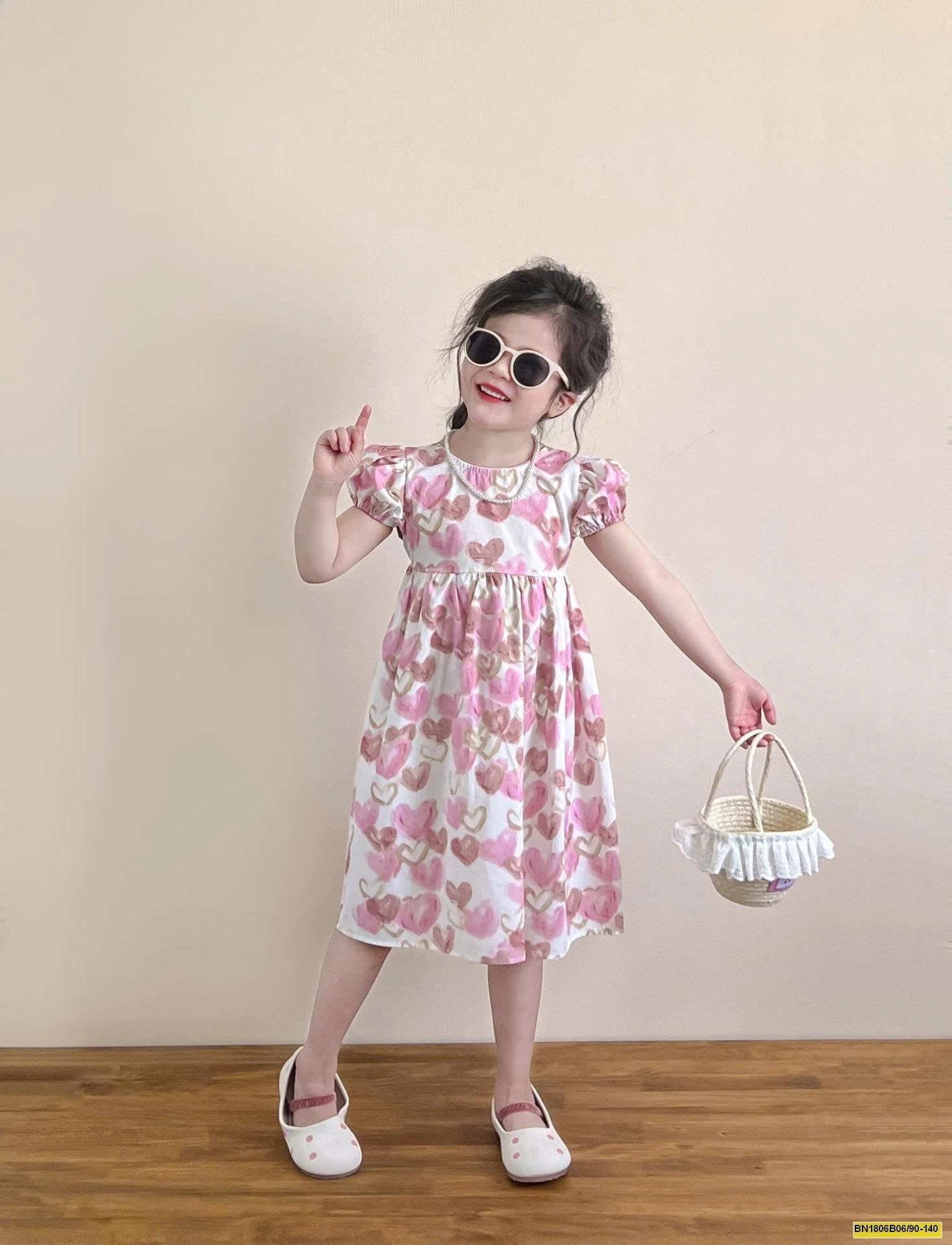 ĐẦM HỒNG TRÁI TIM