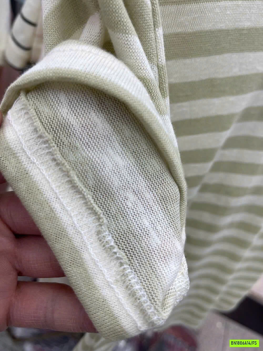 ÁO THUN KẺ XƯỚC SUNTEA