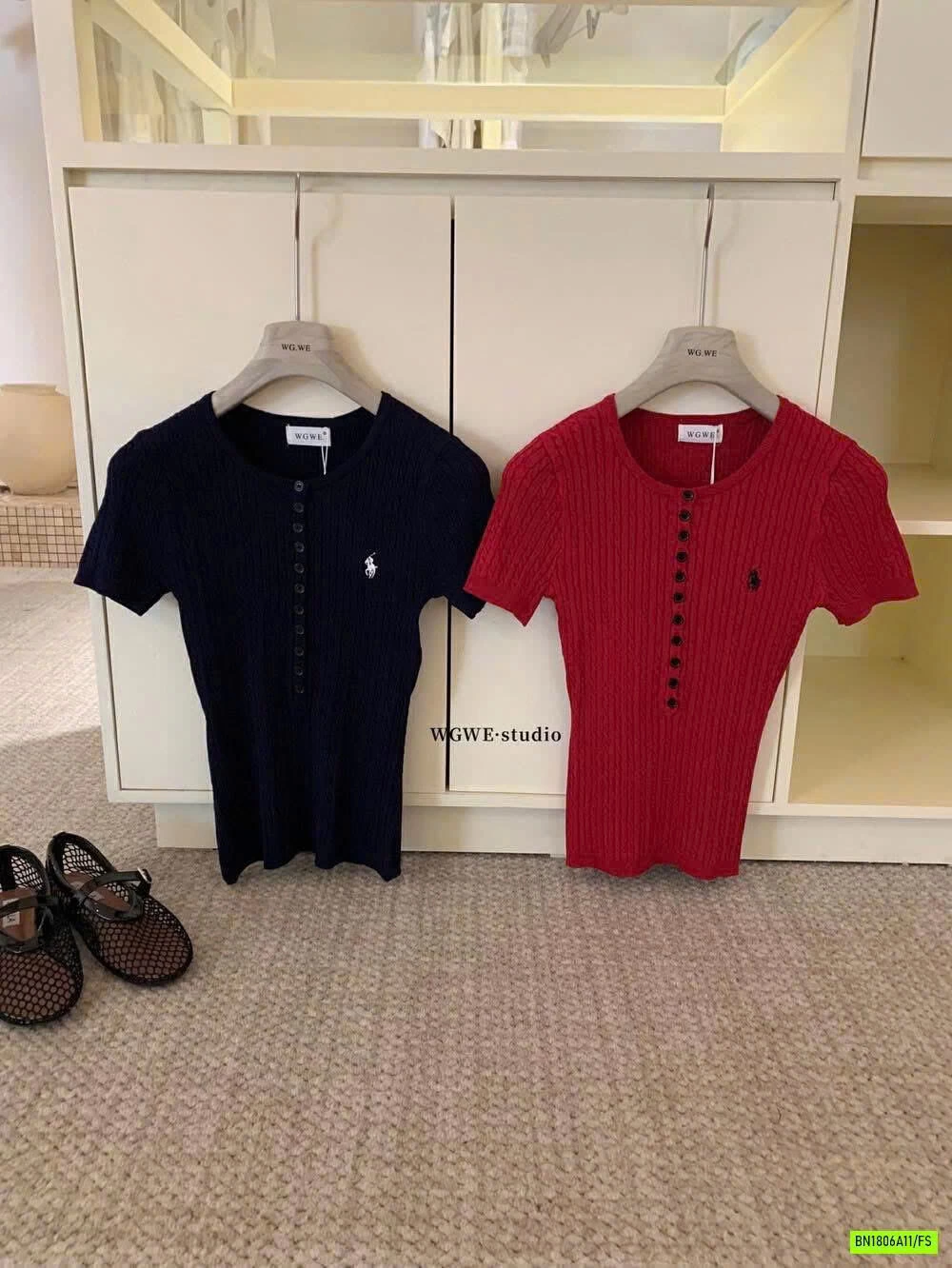 MONTOGHI CÚC NGỰC WGWE