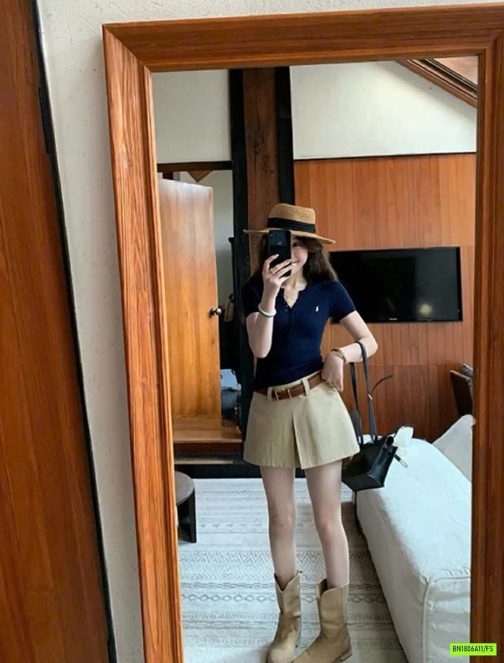 MONTOGHI CÚC NGỰC WGWE