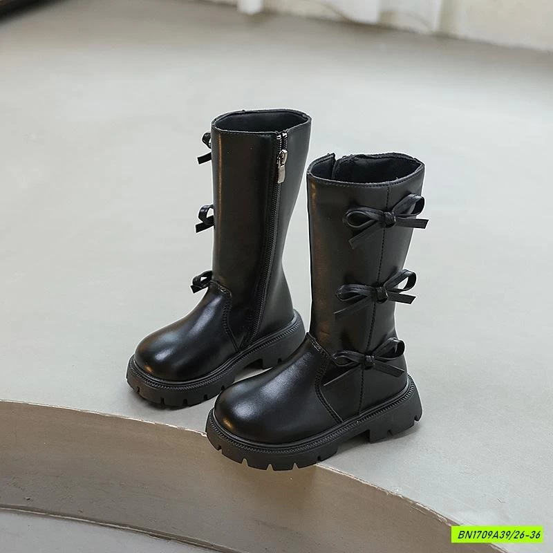 BOOT NGANG GỐI GẮN NƠ