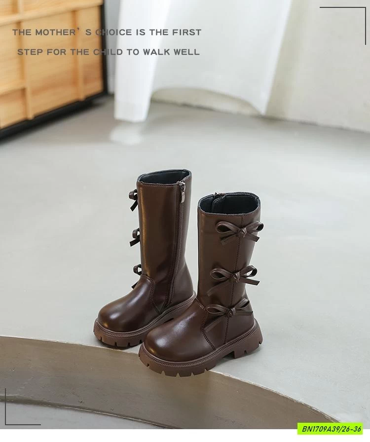 BOOT NGANG GỐI GẮN NƠ