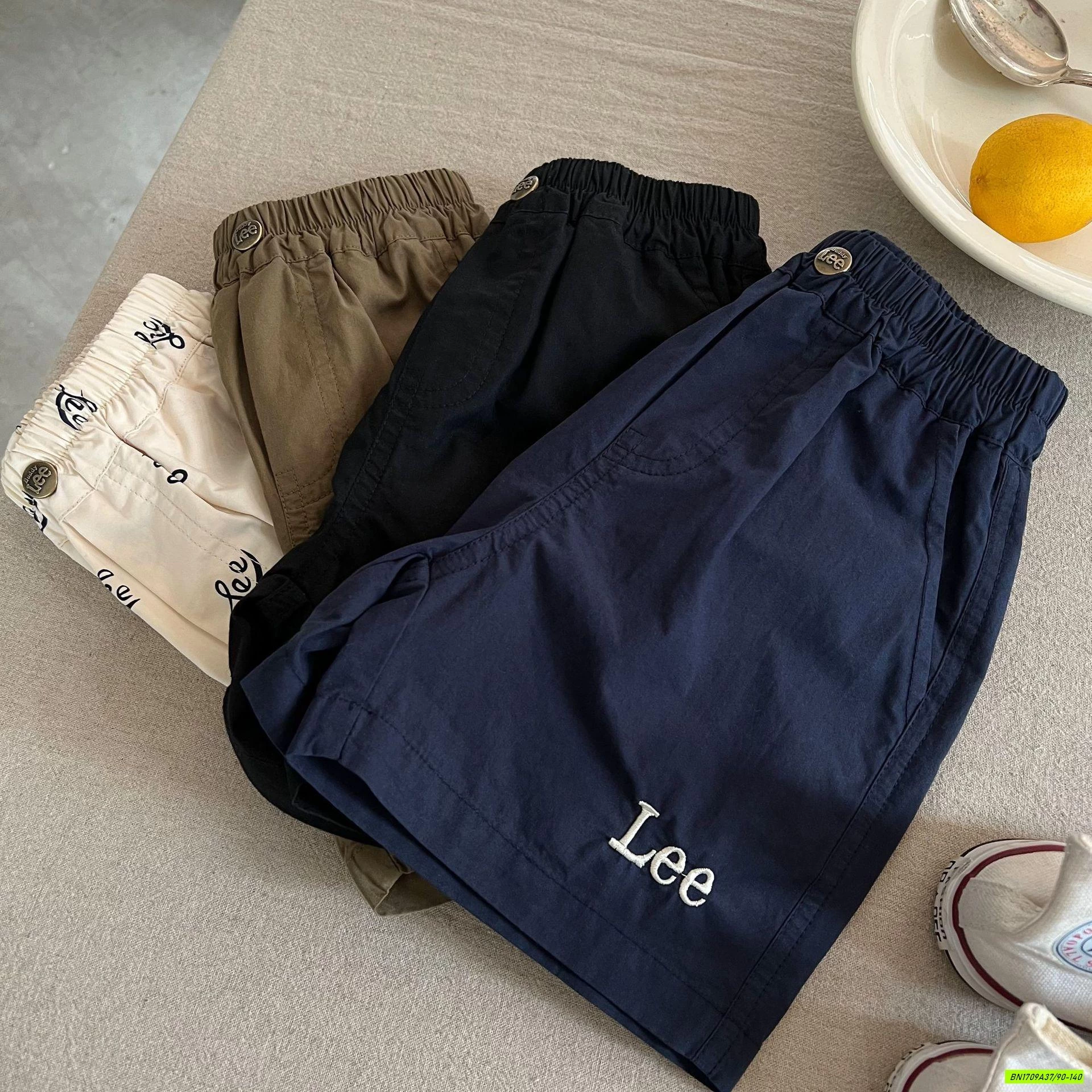 SHORT THÊU CHỮ LEE MMY