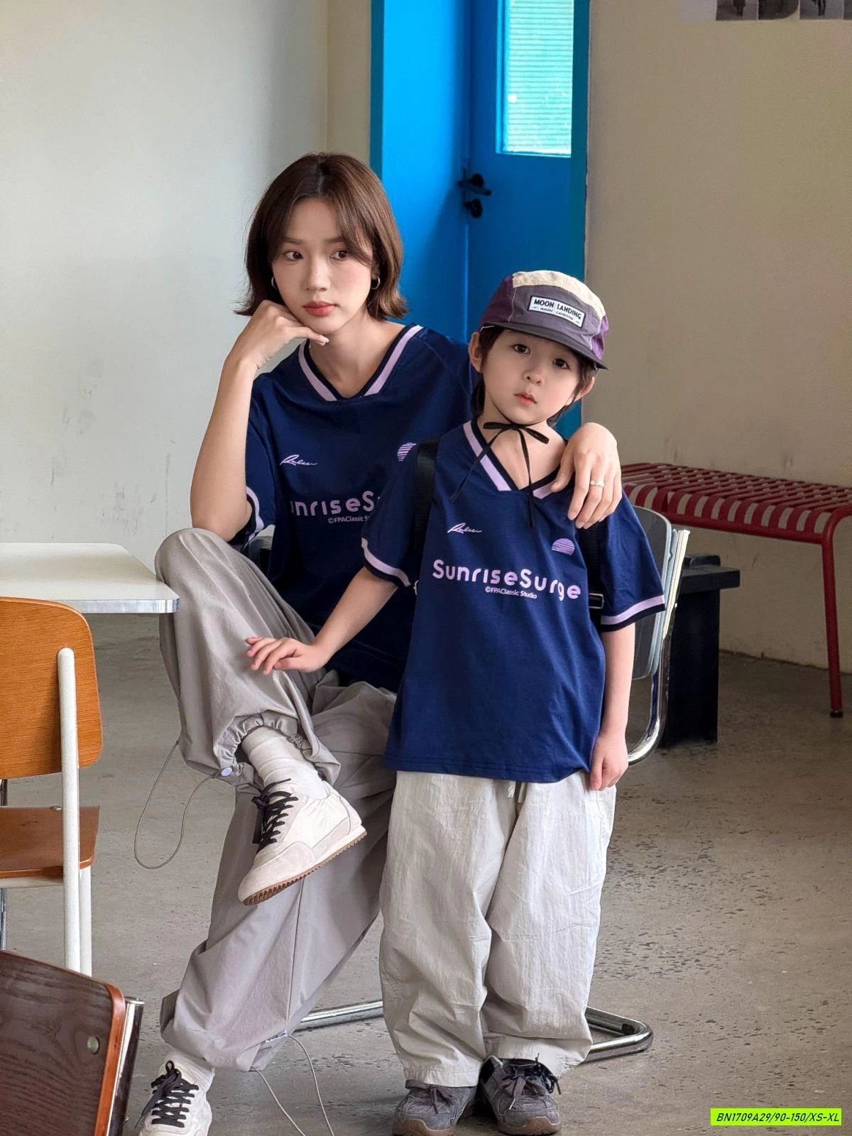 ÁO THUN THỂ THAO SỐ 22 MẸ BÉ