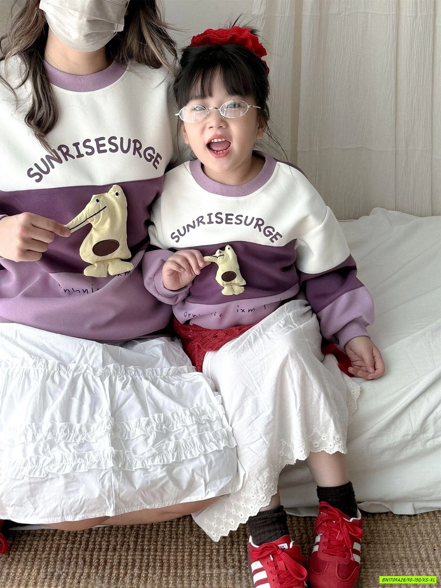 ÁO NỈ ĐÔI MẸ BÉ PHỐI MÀU