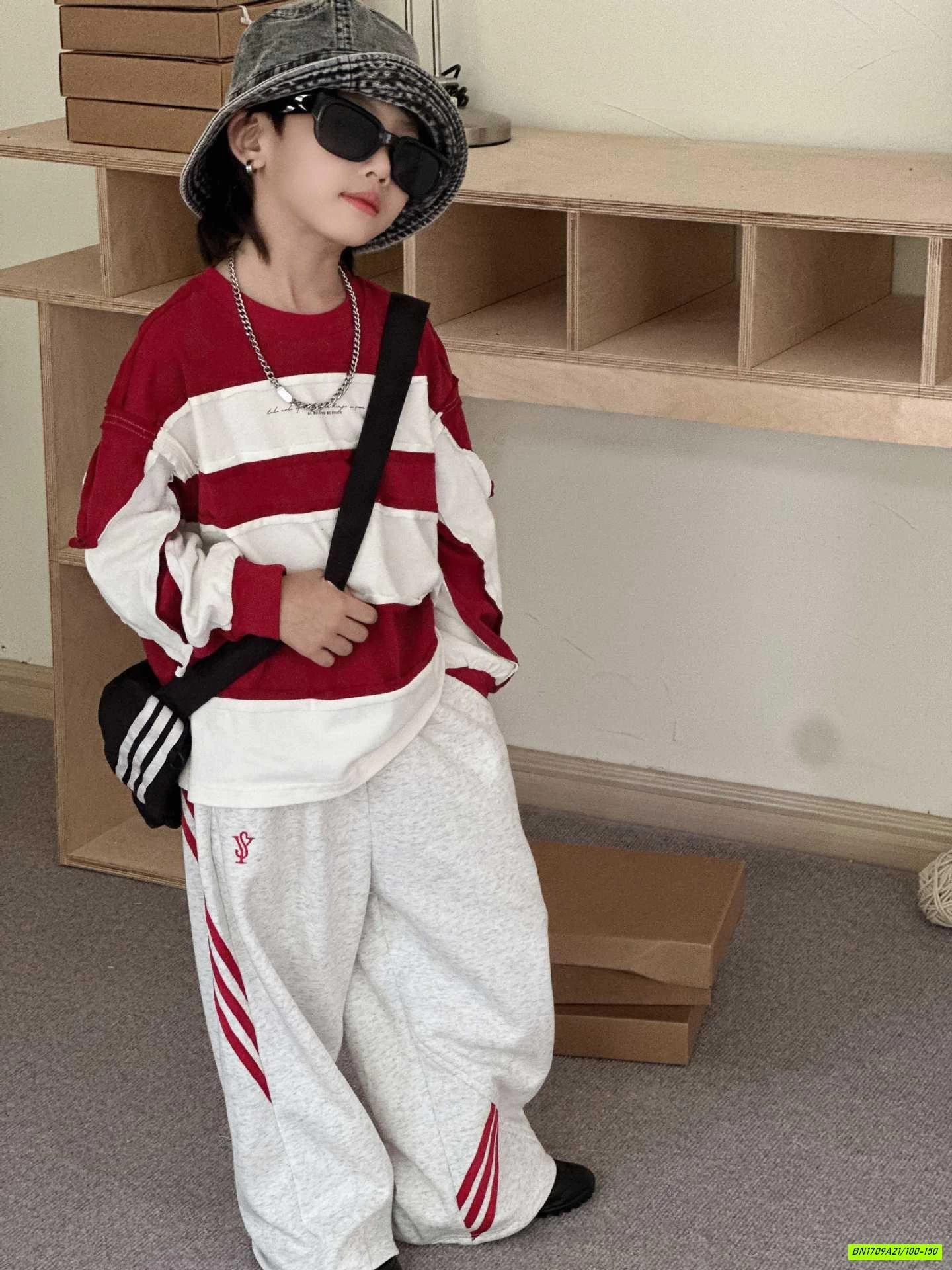 SET KẺ ĐỎ DIỆN TẾT