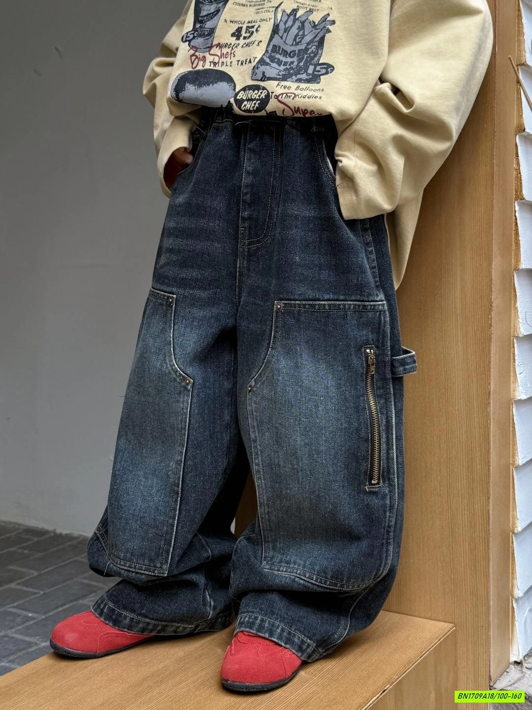 QUẦN JEANS SUÔNG TÚI KHÓA BẢN TO