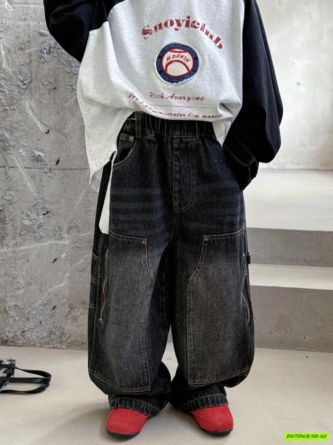 QUẦN JEANS SUÔNG TÚI KHÓA BẢN TO