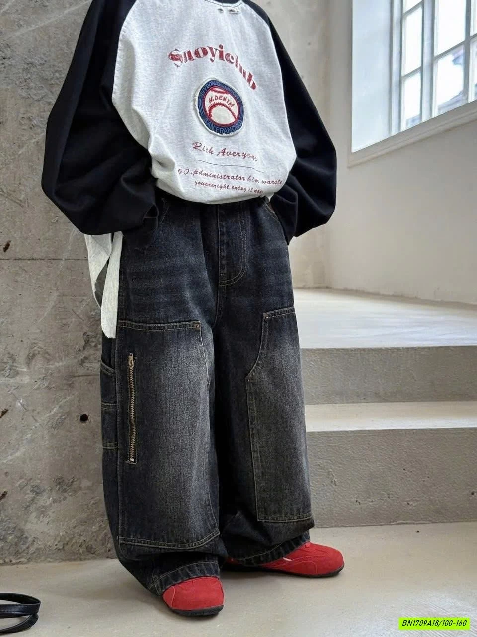 QUẦN JEANS SUÔNG TÚI KHÓA BẢN TO