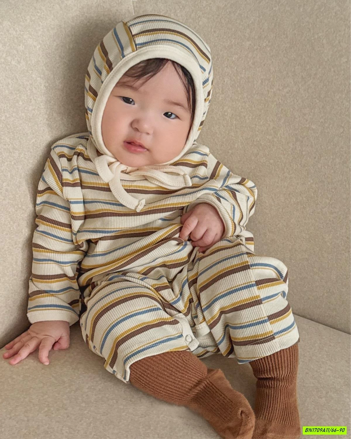 BODY GÂN KẺ KÈM MŨ