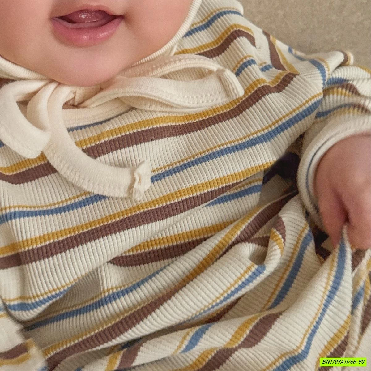 BODY GÂN KẺ KÈM MŨ