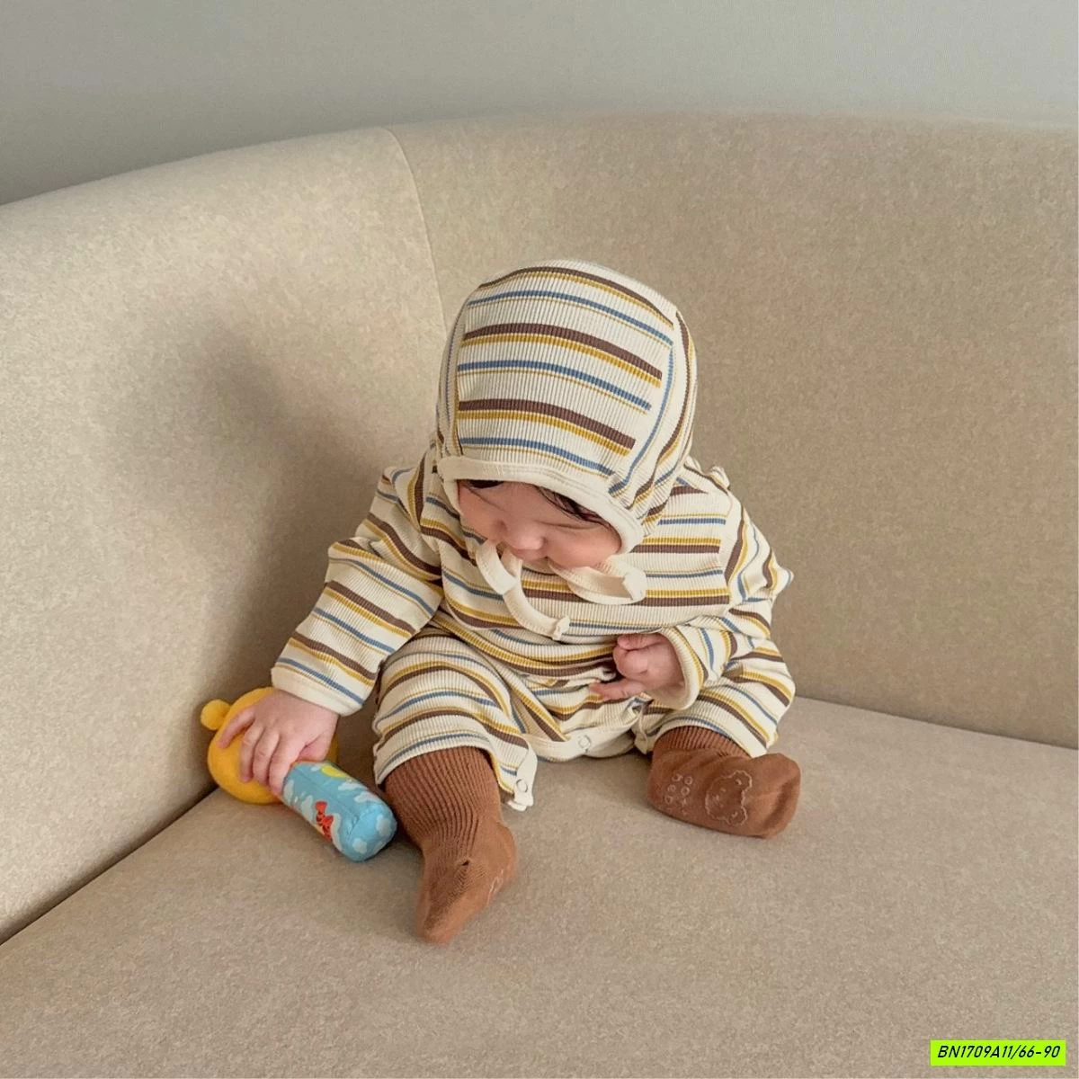 BODY GÂN KẺ KÈM MŨ