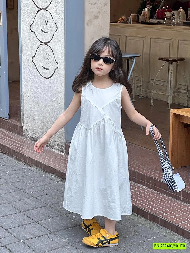 ĐẦM THÔ XOÈ SÁT NÁCH 25B155 AMBB