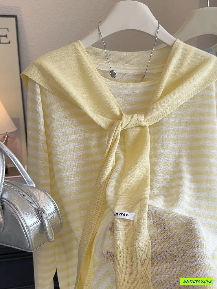 ÁO LEN DỆT KẺ NGANG KÈM KHĂN CHOÀNG