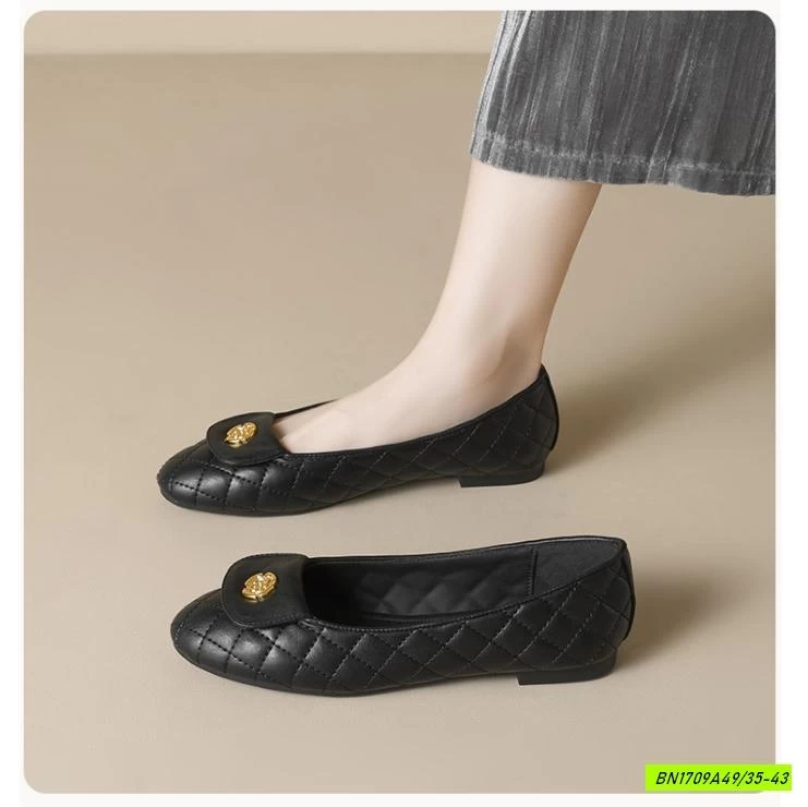 GIÀY BỆT TRẦN TRÁM GẮN NGỌC