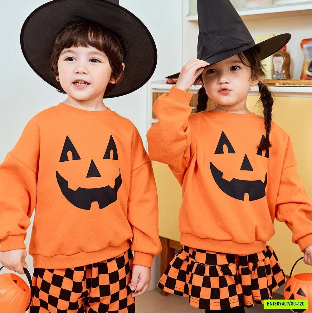 COUPLE NỈ BÍ NGÔ HALLOWEEN