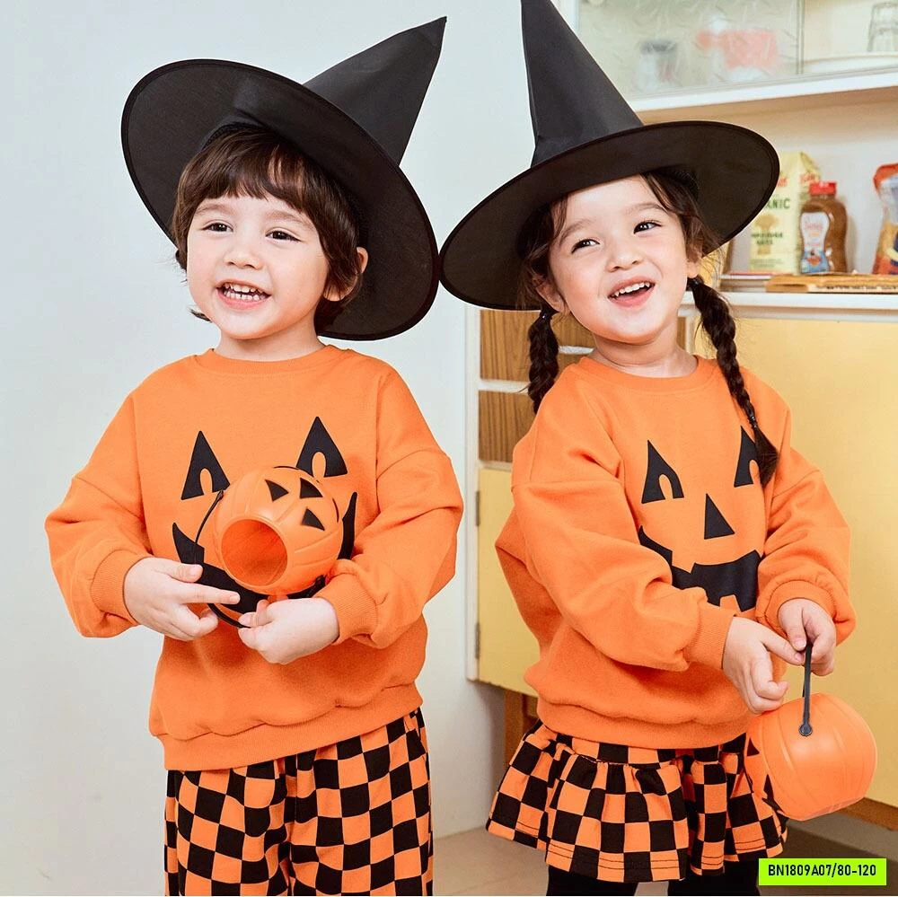 COUPLE NỈ BÍ NGÔ HALLOWEEN