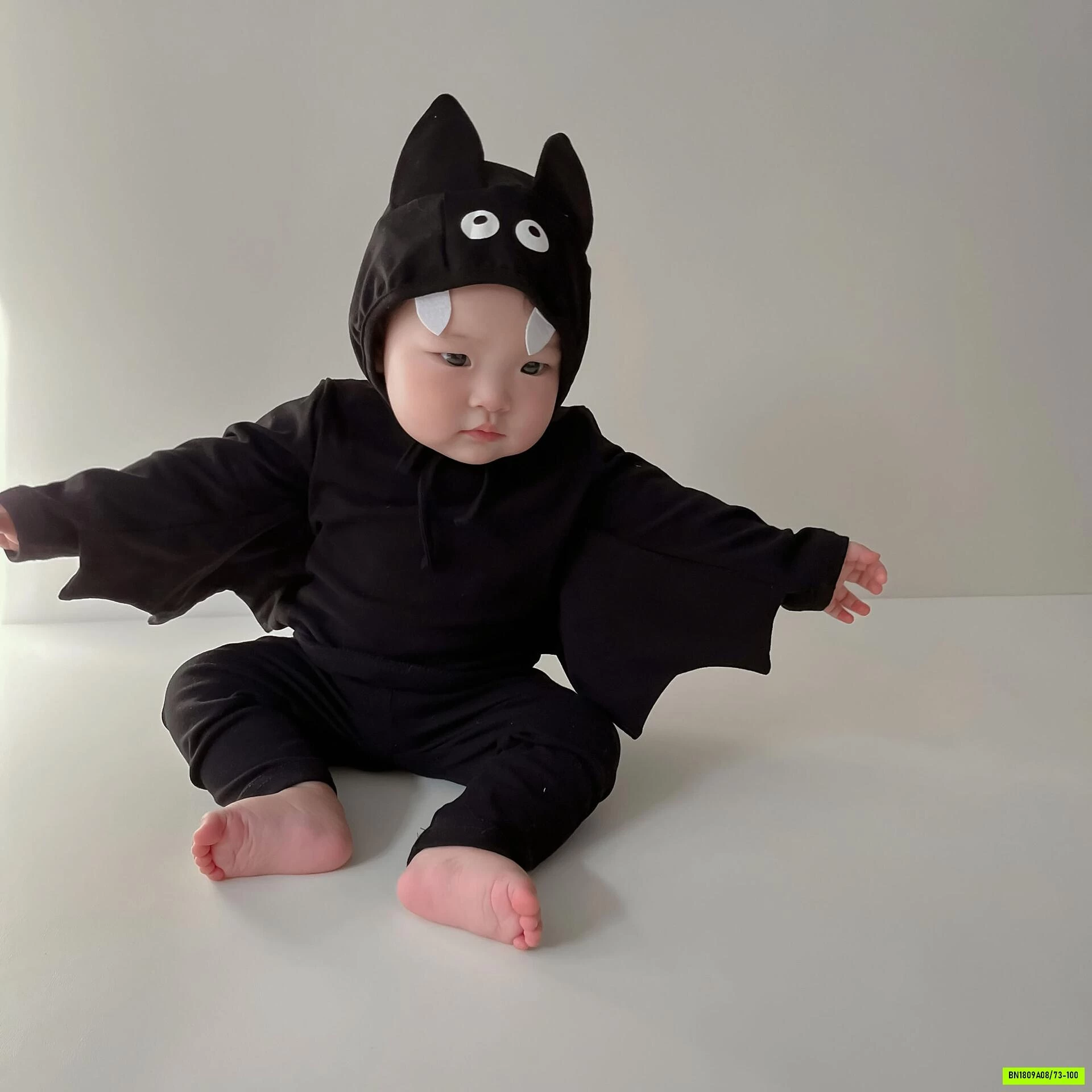 SÉT DƠI ĐEN DÀI TAY HALLOWEEN