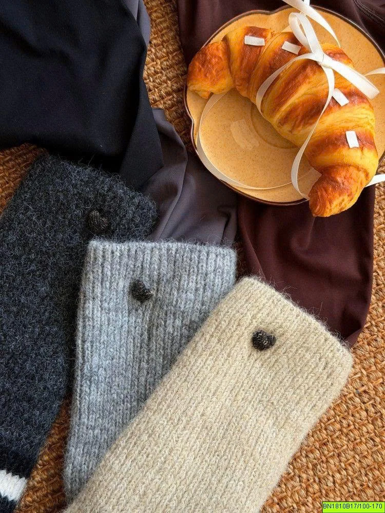 QUẦN LEGGING LÓT LÔNG ỐNG LEN AMBB  26F158