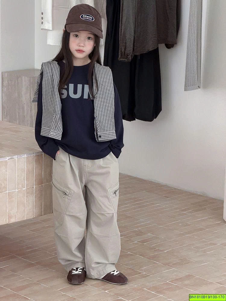 ÁO THUN CHỮ SUN DÀI TAY  AMBB  26E099