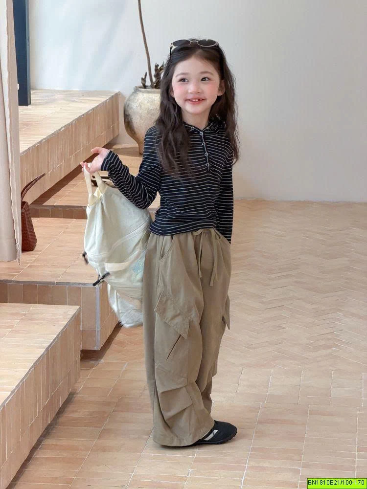 ÁO COTTON KẺ LIỀN MŨ AMBB 26E158
