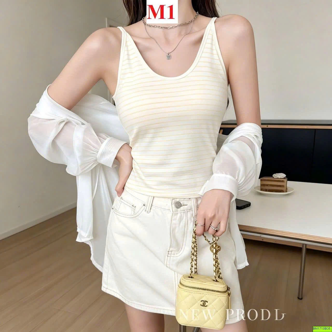 ÁO HAI DÂY KẺ NGANG CÓ ĐỆM NGỰC