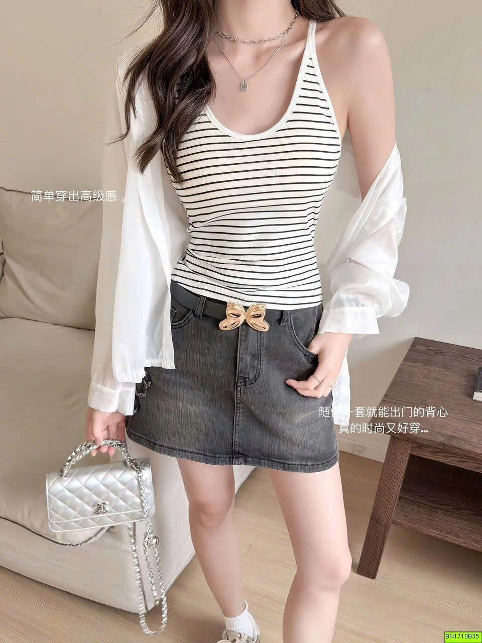 ÁO HAI DÂY KẺ NGANG CÓ ĐỆM NGỰC