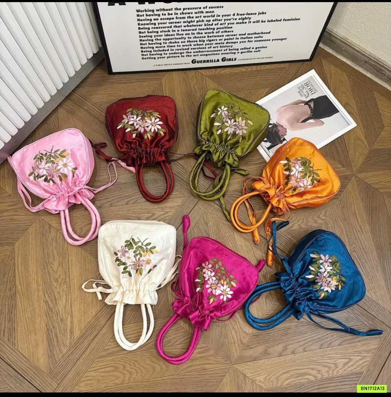 TÚI ĐỰNG LÌ XÌ THÊU HOA