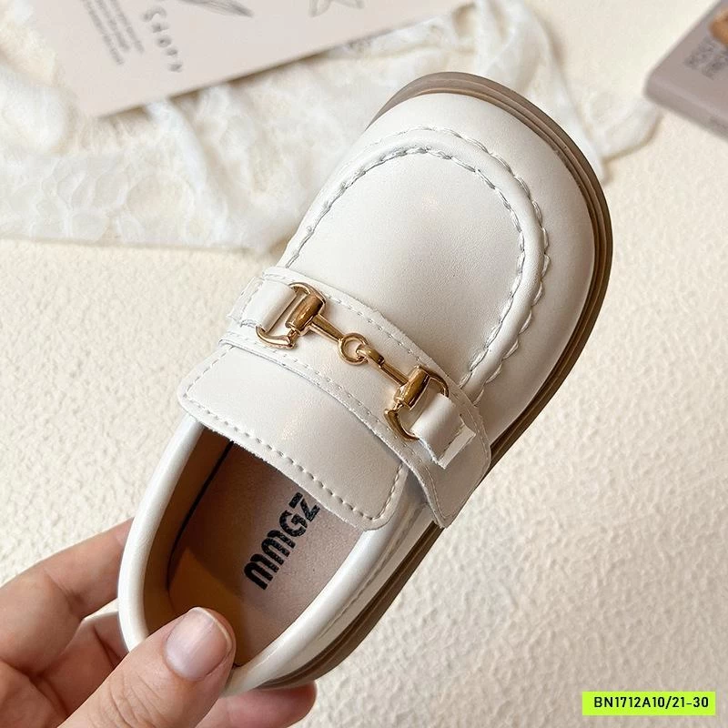 GIÀY MOCA QUỐC DÂN