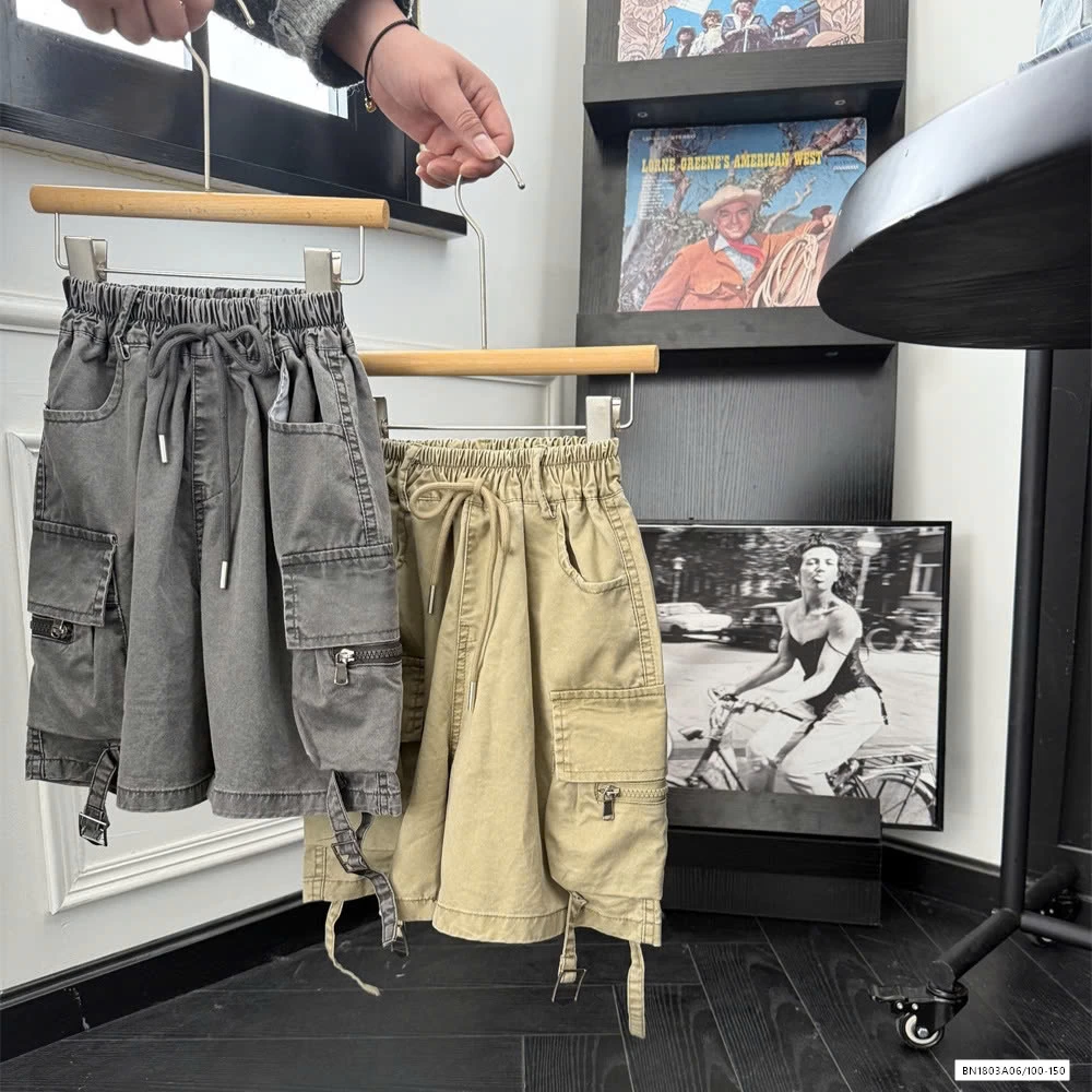 SHORT JEANS TÚI HỘP CÁ TÍNH