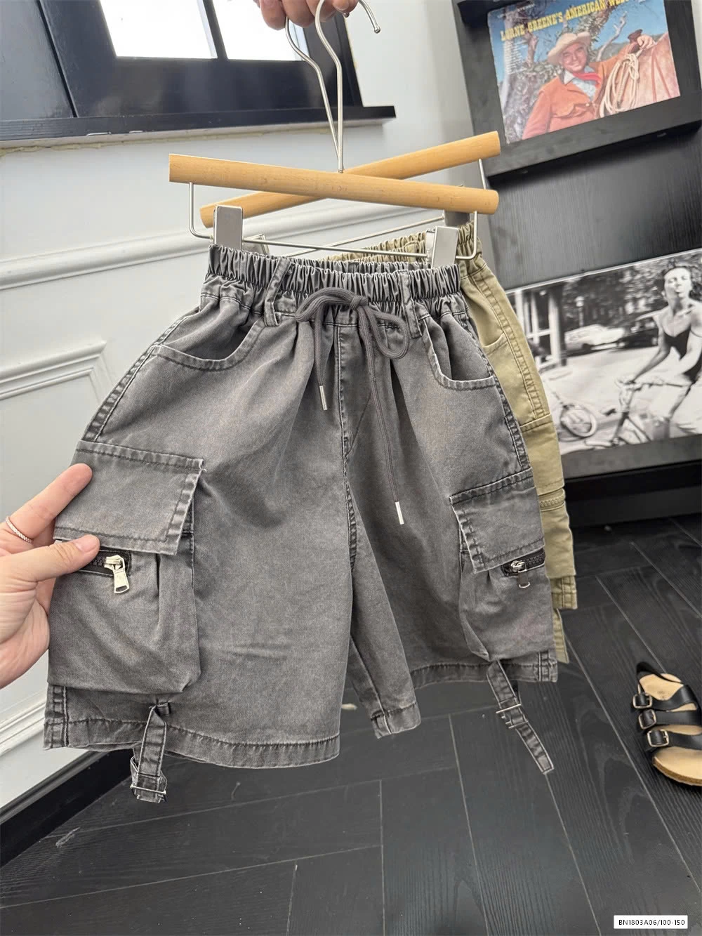SHORT JEANS TÚI HỘP CÁ TÍNH