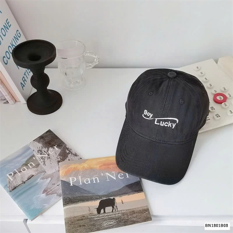 Mũ lưỡi chai Boy Lucky
