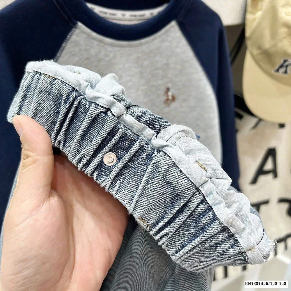 QUẦN JEAN DÀI THÊU TÚI BẠC MÀU