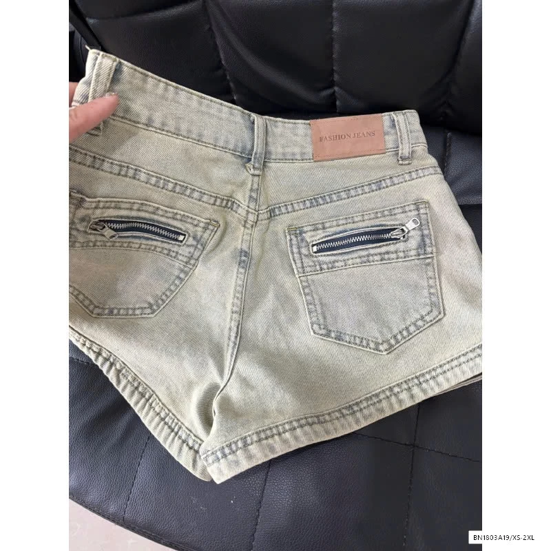 SHORT JEANS TÚI KHÓA SAU
