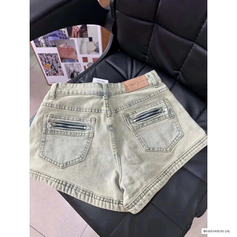 SHORT JEANS TÚI KHÓA SAU