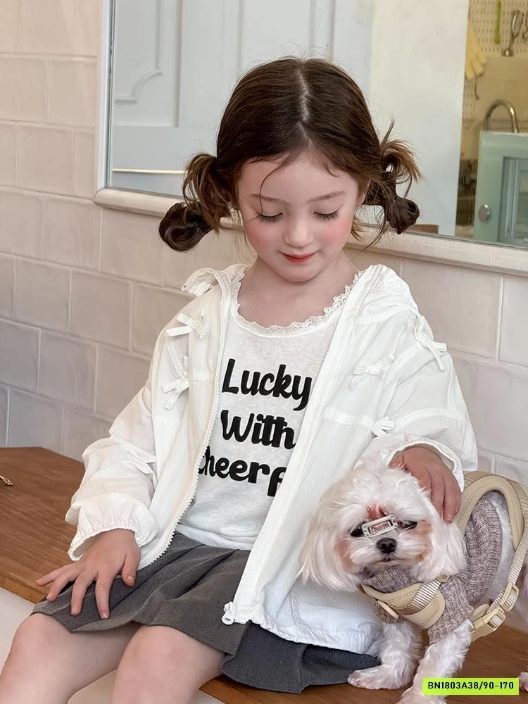 KHOÁC GIÓ TENCEL GẮN NƠ BÁNH BÈO 25B023 AMBB