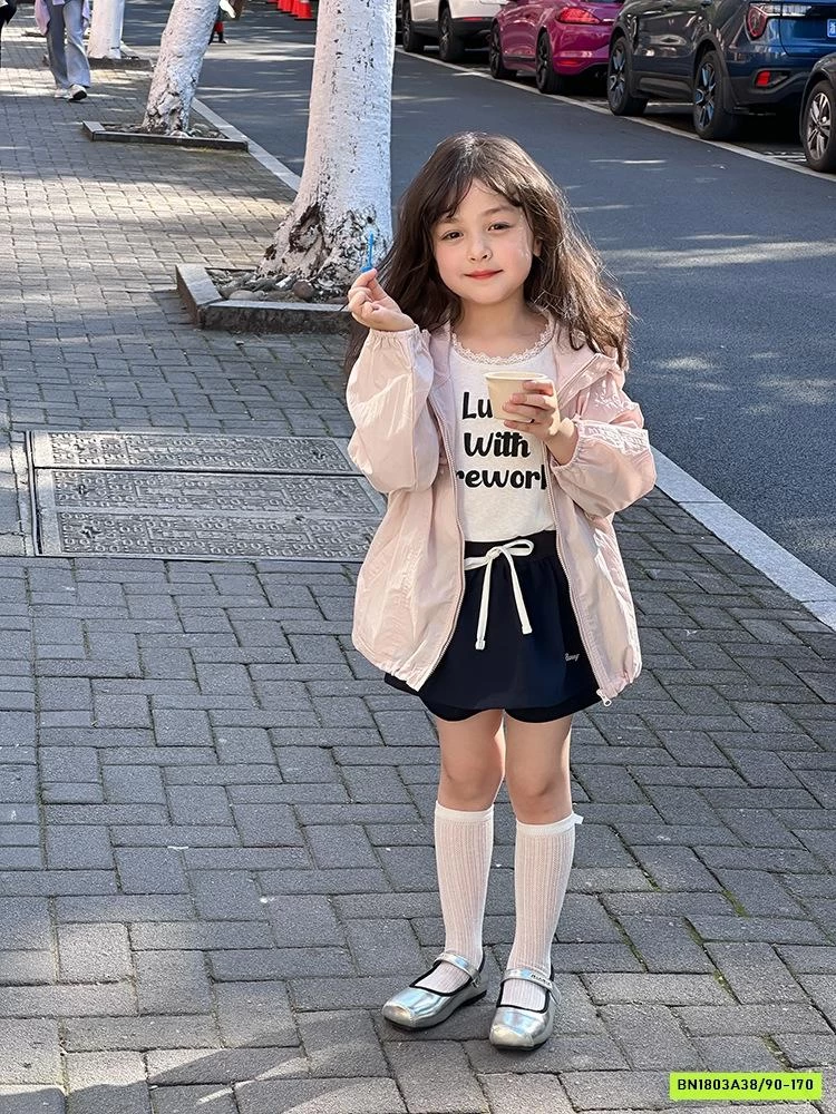 KHOÁC GIÓ TENCEL GẮN NƠ BÁNH BÈO 25B023 AMBB