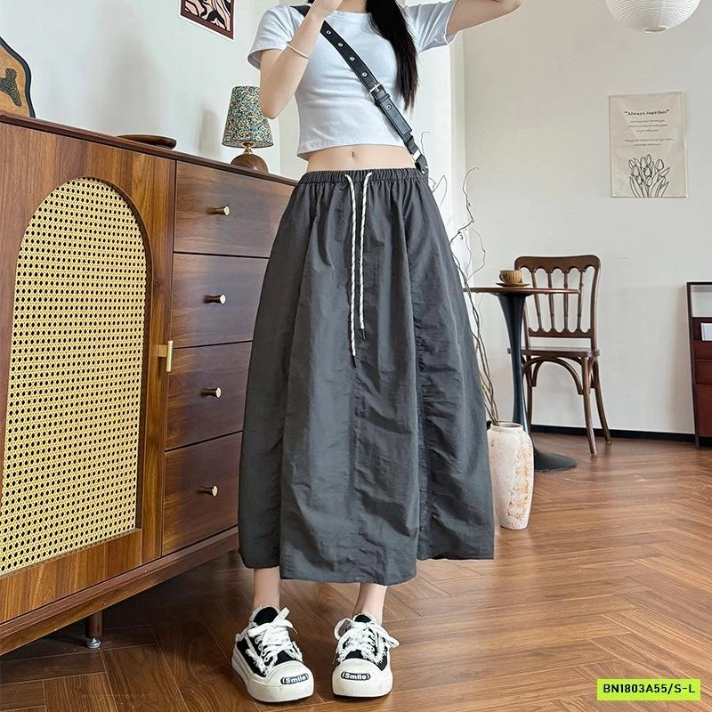 CHÂN VÁY GIÓ THỂ THAO