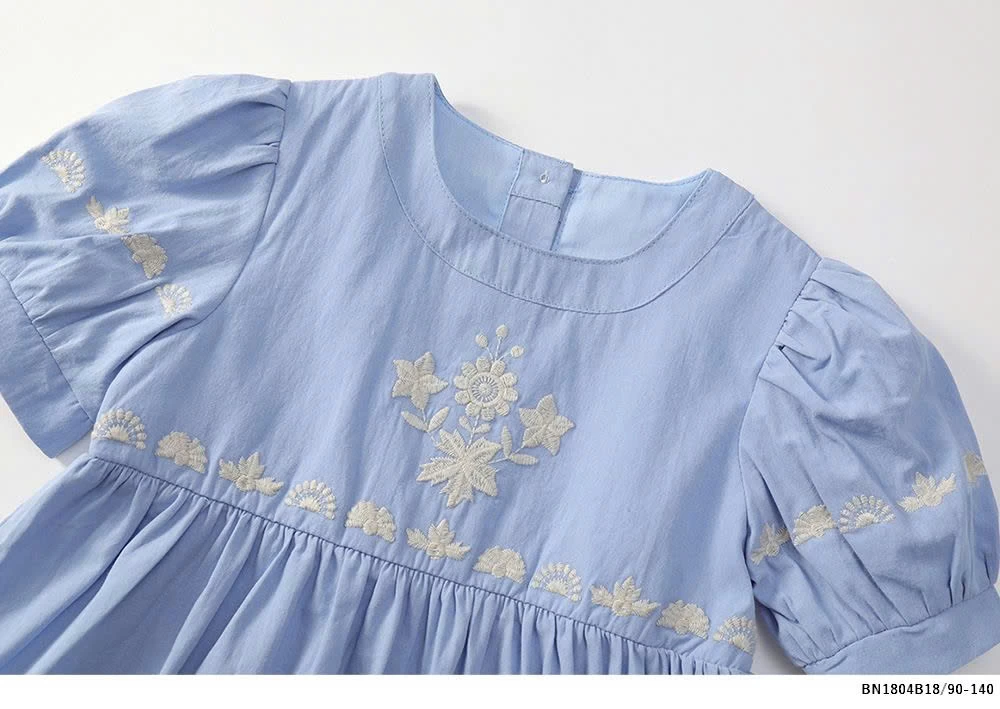 ĐẦM XANH DƯƠNG THÊU HOA NGỰC