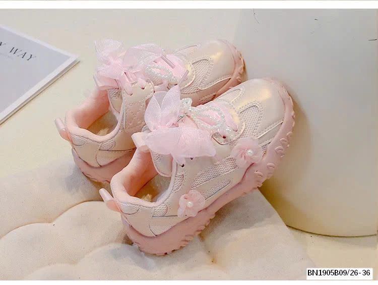 GIÀY THỂ THAO PHỐI NƠ BÉ GÁI