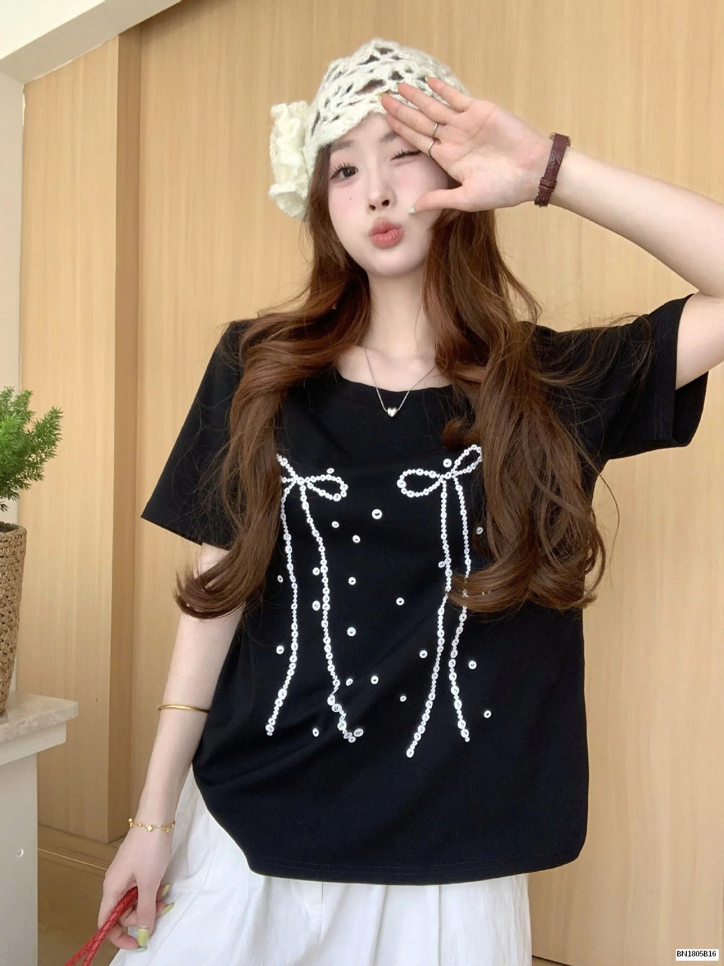 ÁO THUN IN HÌNH NƠ DÀI