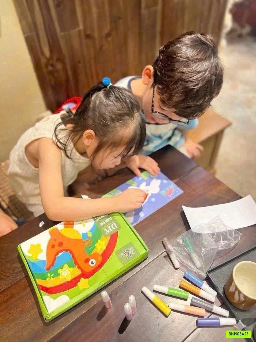 BỘ 12 TRANH CÁT CÔNG CHÚA