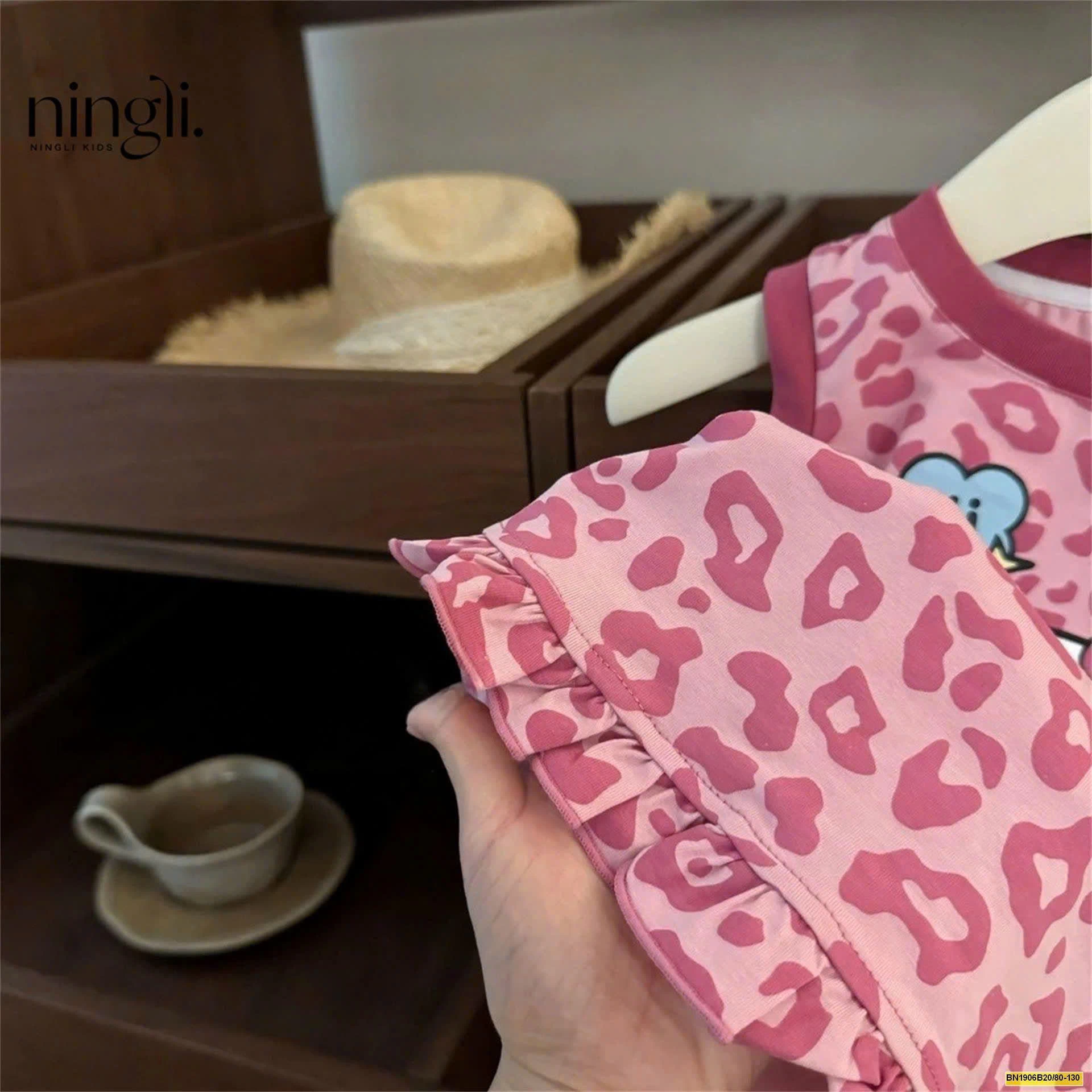 VÁY KITTY TONE HỒNG DỄ THƯƠNG