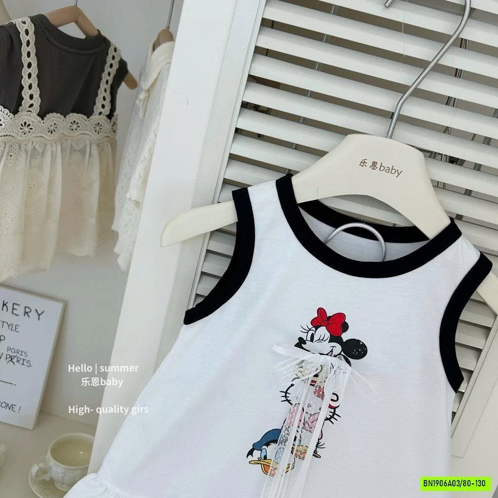 ĐẦM SÁT NÁCH ĐUÔI CÁ MICKEY