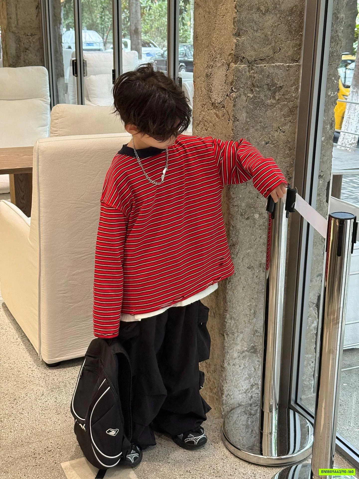 ÁO NỈ ĐỎ KẺ NGANG